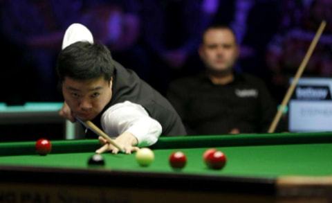 济压力中仍 济压力中仍