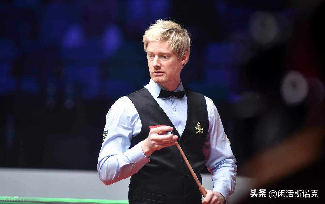 蒯曼在接发 蒯曼在接发