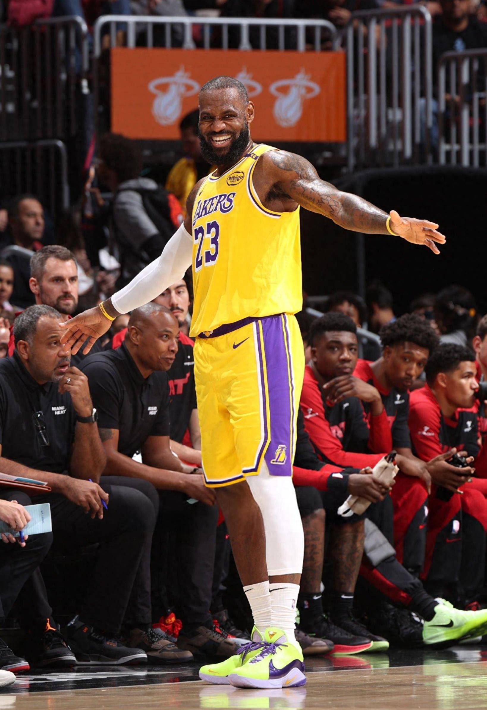 WE稳住下 WE稳住下